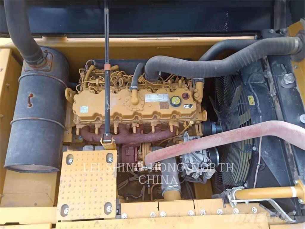 CAT 326D2L Rupsgraafmachines