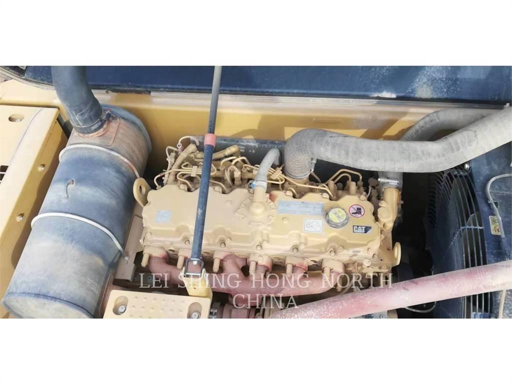 CAT 326D2L Rupsgraafmachines