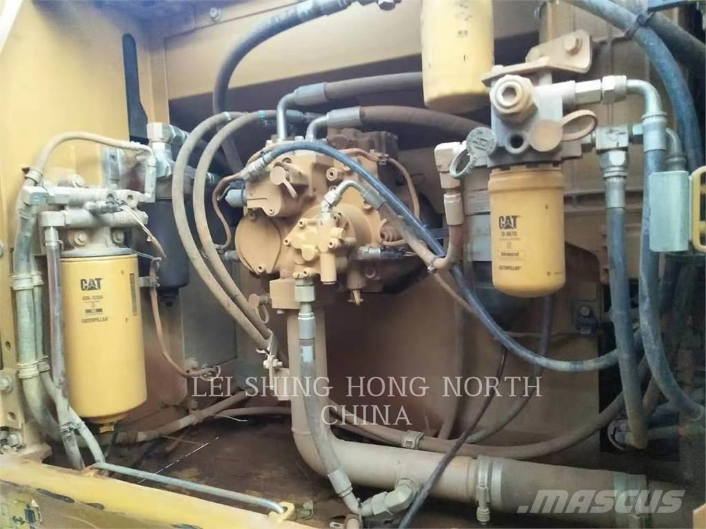 CAT 326D2L Rupsgraafmachines
