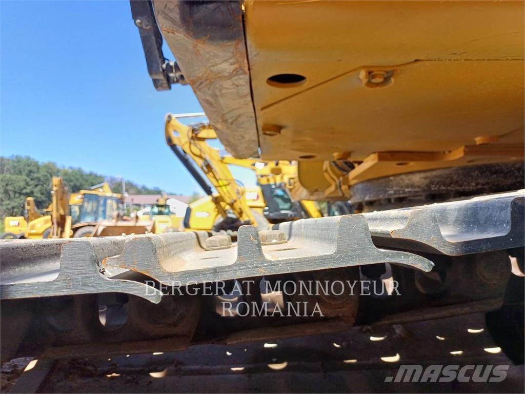CAT 326FL Rupsgraafmachines