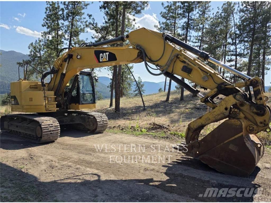 CAT 328D Rupsgraafmachines