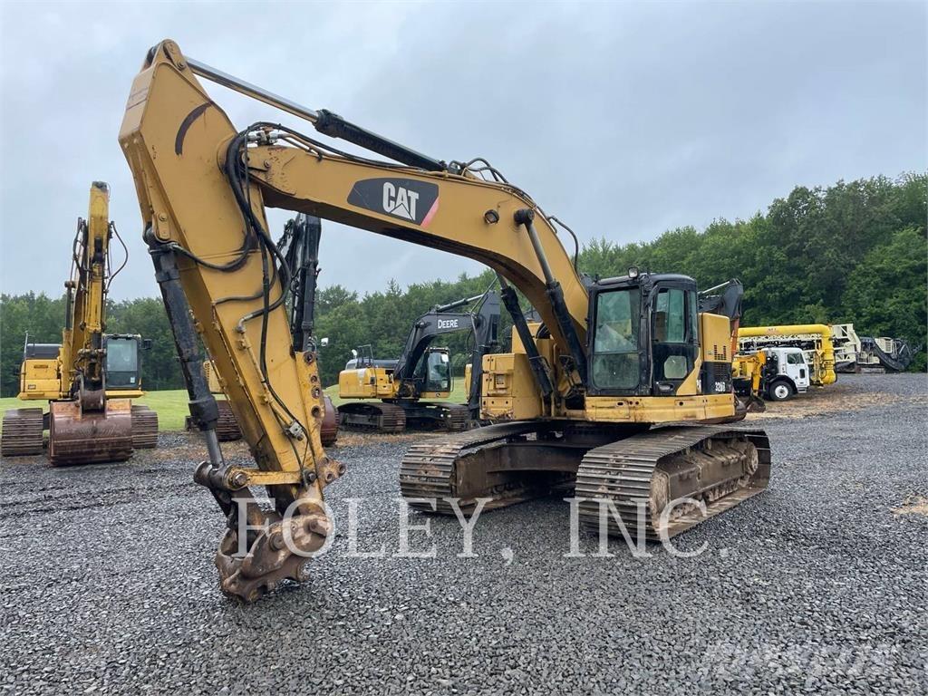 CAT 328DLCR Rupsgraafmachines