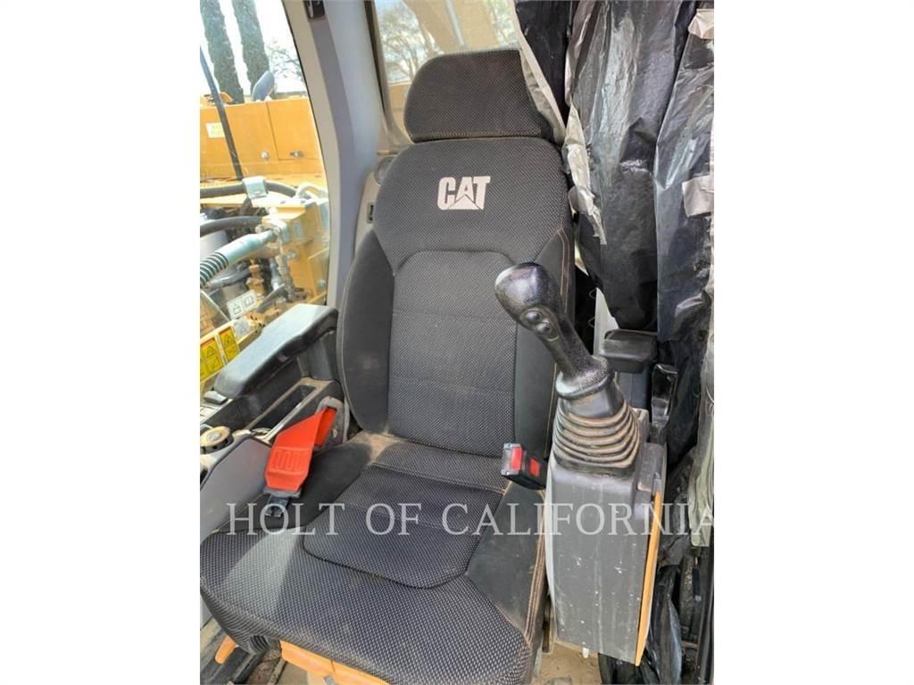 CAT 330 Rupsgraafmachines