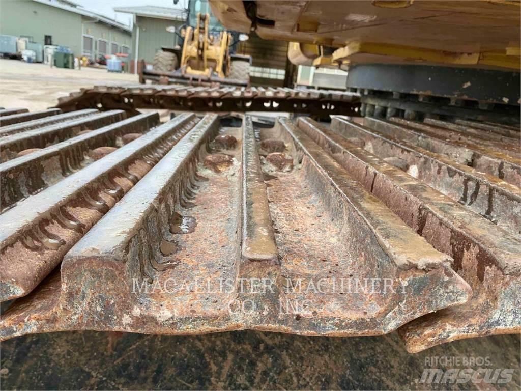 CAT 330 Rupsgraafmachines