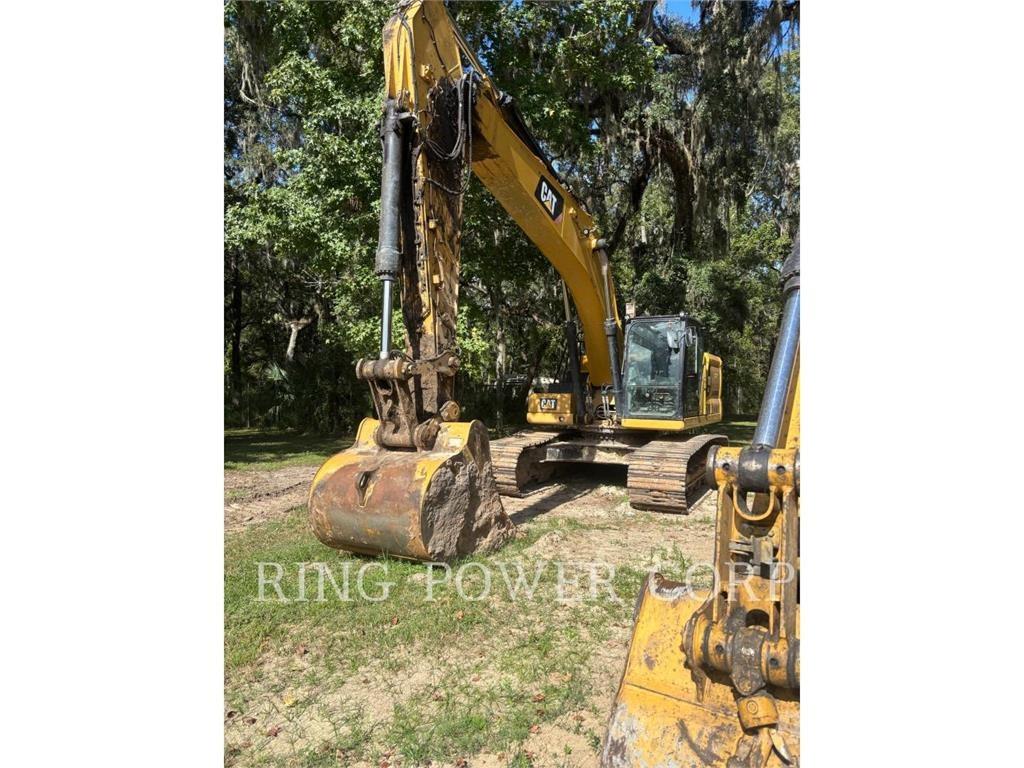 CAT 330 Rupsgraafmachines