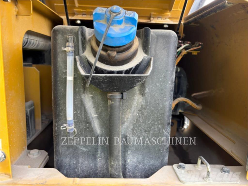 CAT 330-07 Rupsgraafmachines