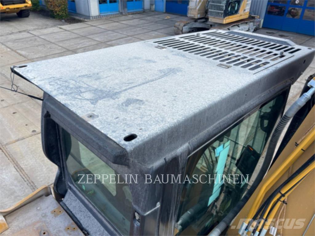 CAT 330-07 Rupsgraafmachines