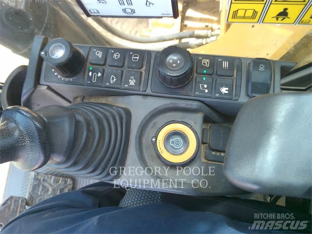 CAT 33007 Rupsgraafmachines