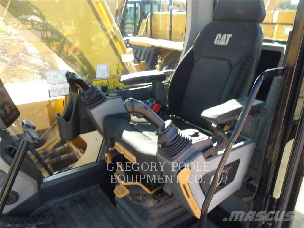 CAT 33007 Rupsgraafmachines