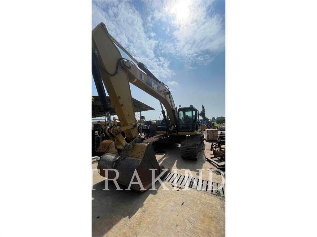CAT 330D2L Rupsgraafmachines