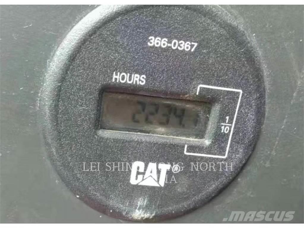 CAT 330D2L Rupsgraafmachines