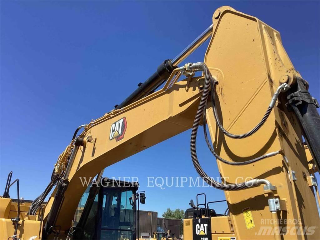 CAT 335 Rupsgraafmachines