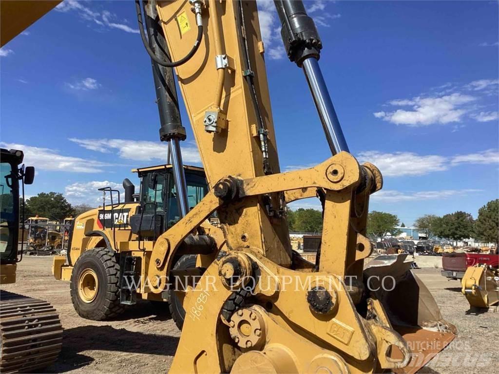 CAT 335 Rupsgraafmachines