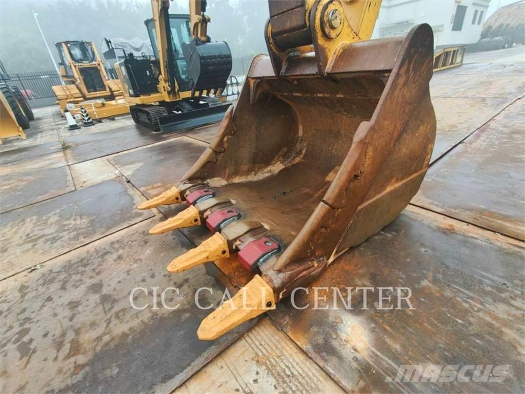 CAT 336-08 Rupsgraafmachines