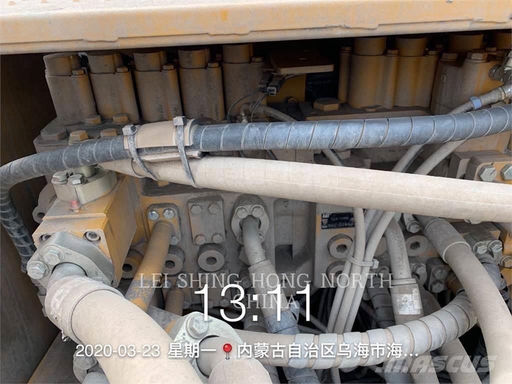 CAT 349 D2 L Rupsgraafmachines
