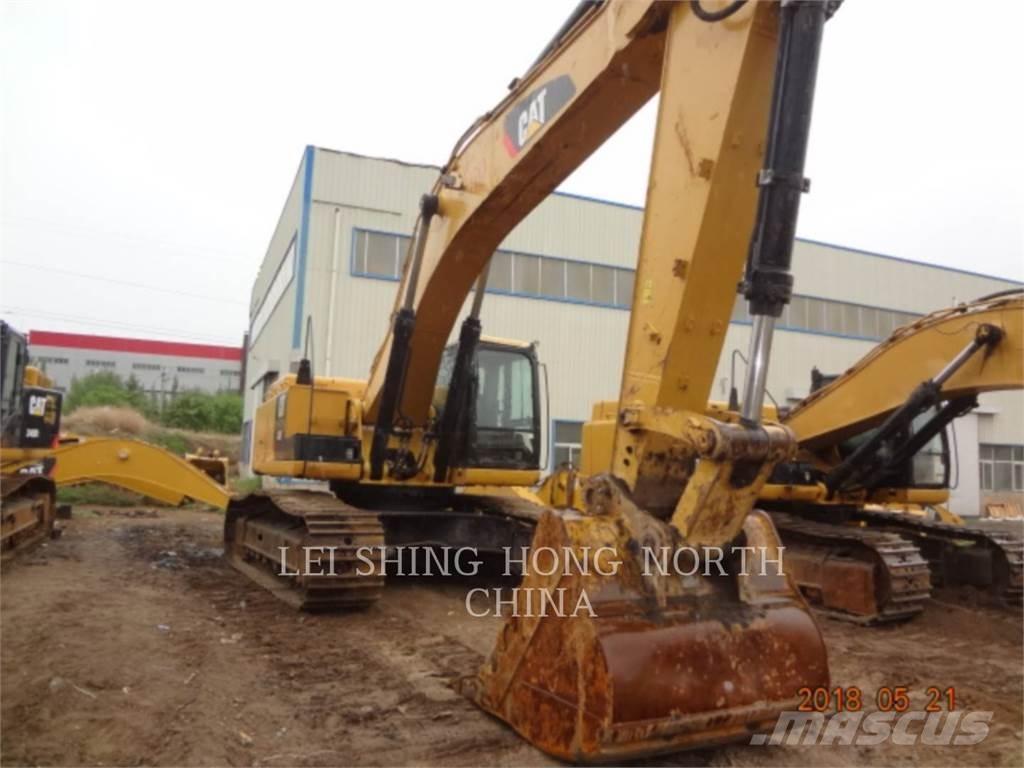 CAT 349D2 Rupsgraafmachines