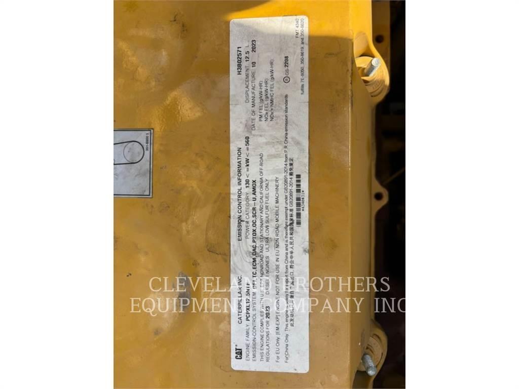 CAT 352 Rupsgraafmachines