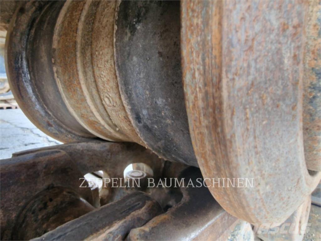 CAT 352-07A Rupsgraafmachines