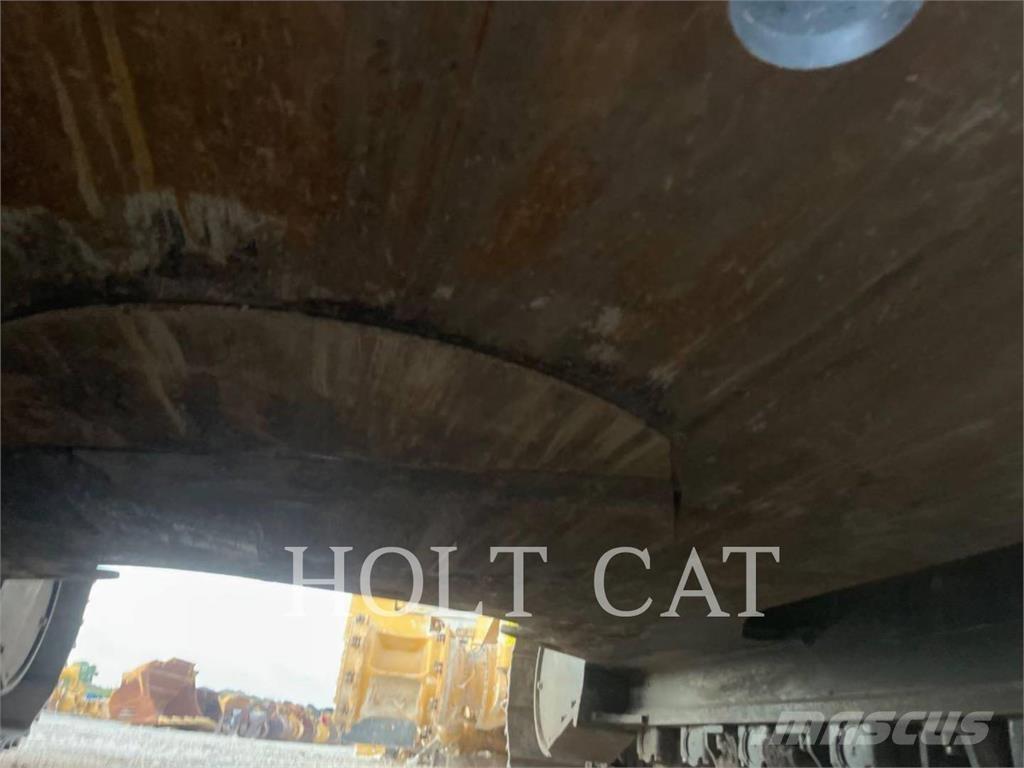 CAT 352 12 TC Rupsgraafmachines