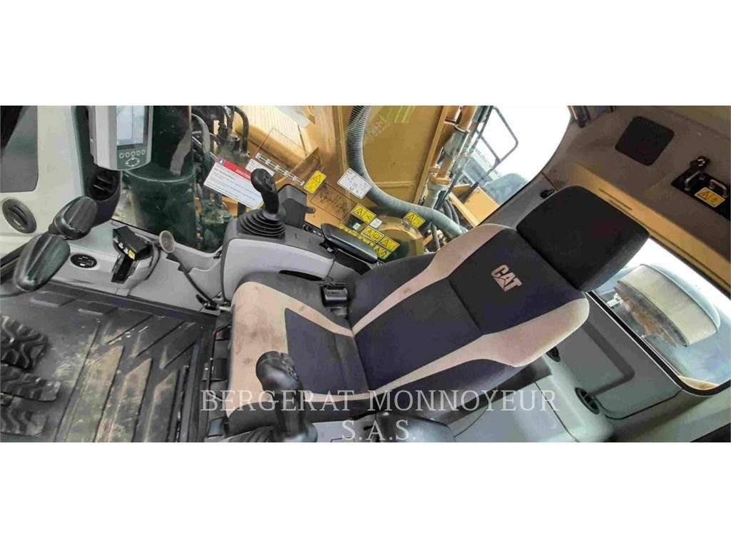 CAT 352F Rupsgraafmachines