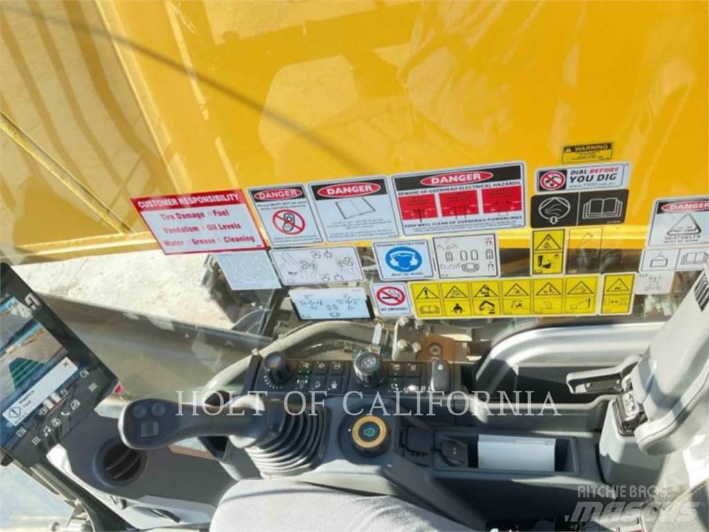 CAT 374 Rupsgraafmachines