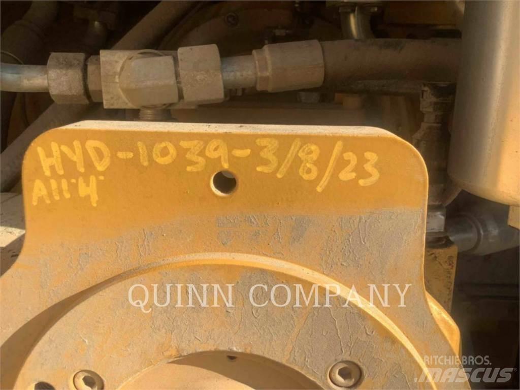 CAT 374 Rupsgraafmachines