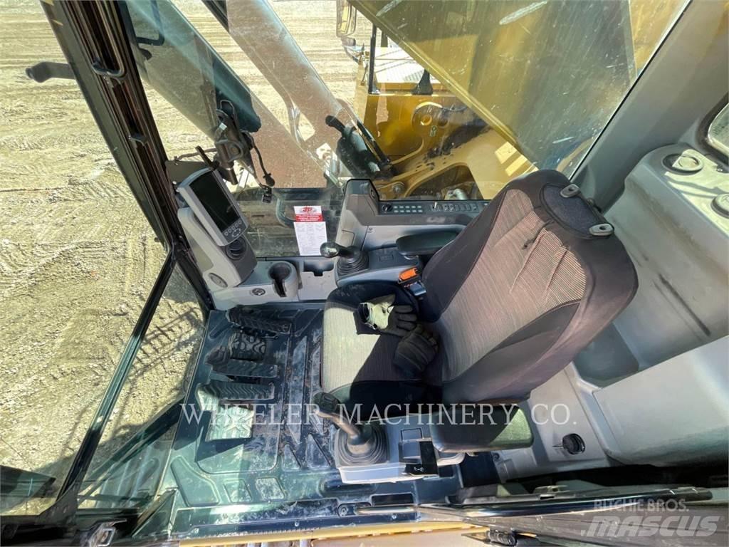 CAT 374F Rupsgraafmachines