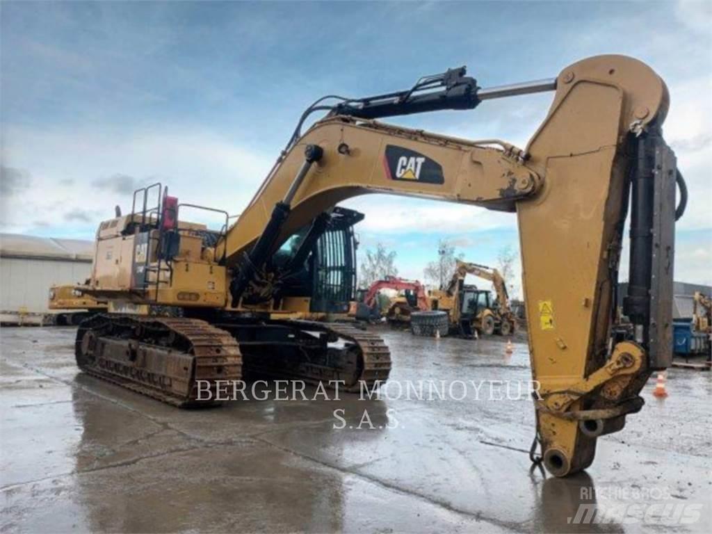 CAT 374F Rupsgraafmachines