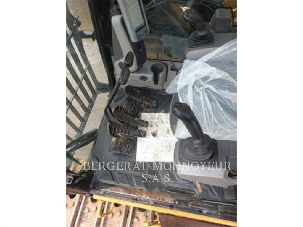 CAT 374F Rupsgraafmachines