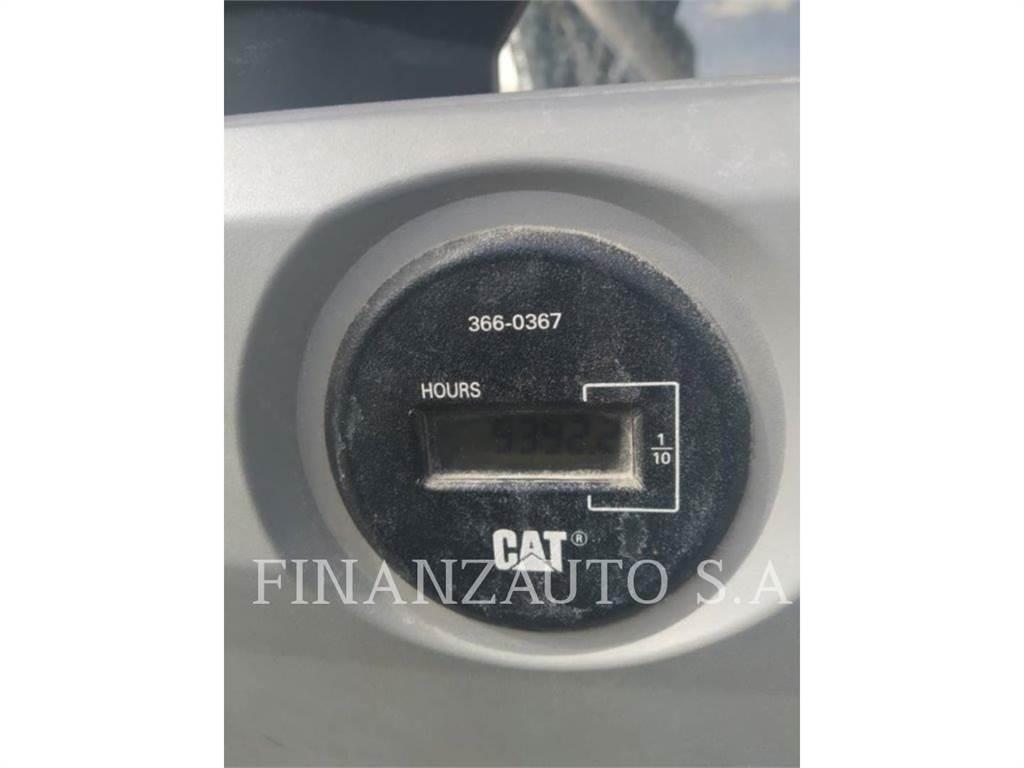 CAT 390F Rupsgraafmachines