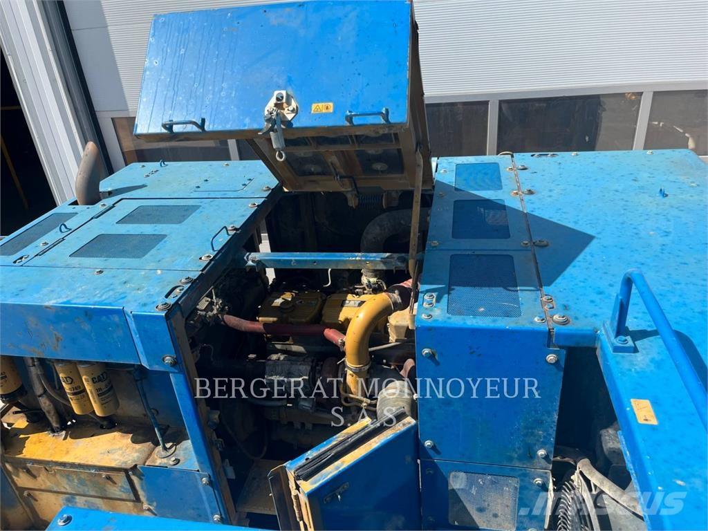 CAT 390F Rupsgraafmachines