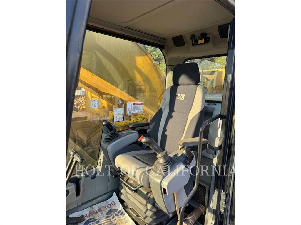 CAT 390FL Rupsgraafmachines
