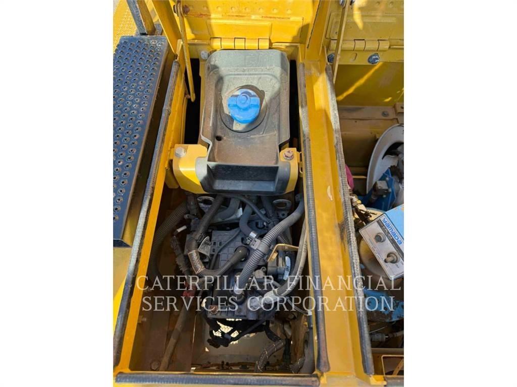 CAT 390FL Rupsgraafmachines