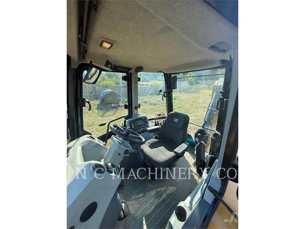 CAT 420F Graaf-laadcombinaties