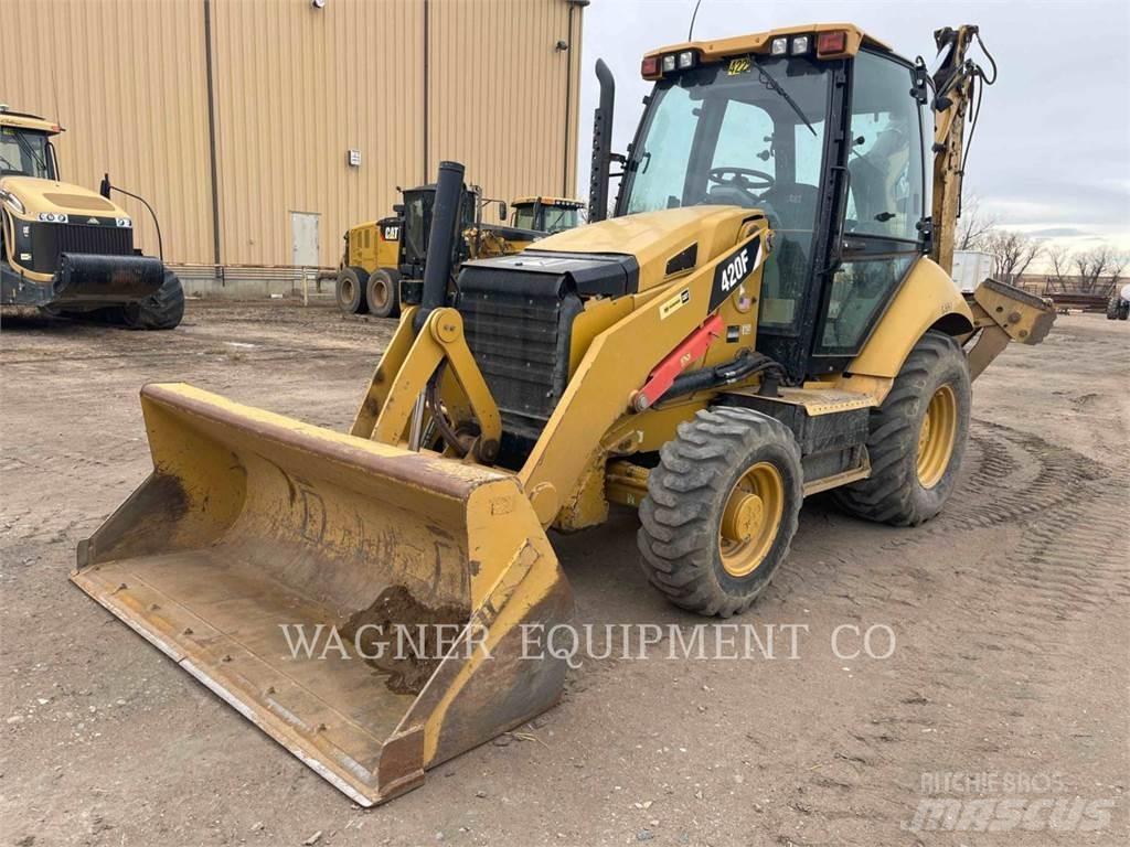 CAT 420F 4WDE Graaf-laadcombinaties