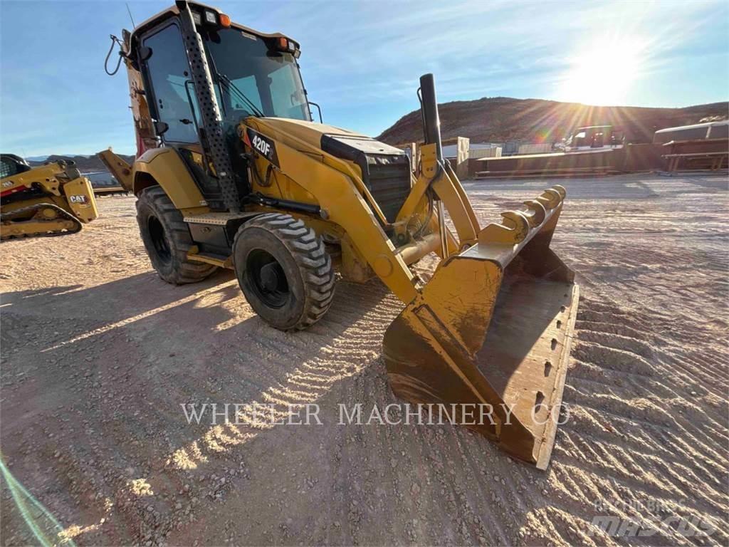 CAT 420F2 Graaf-laadcombinaties