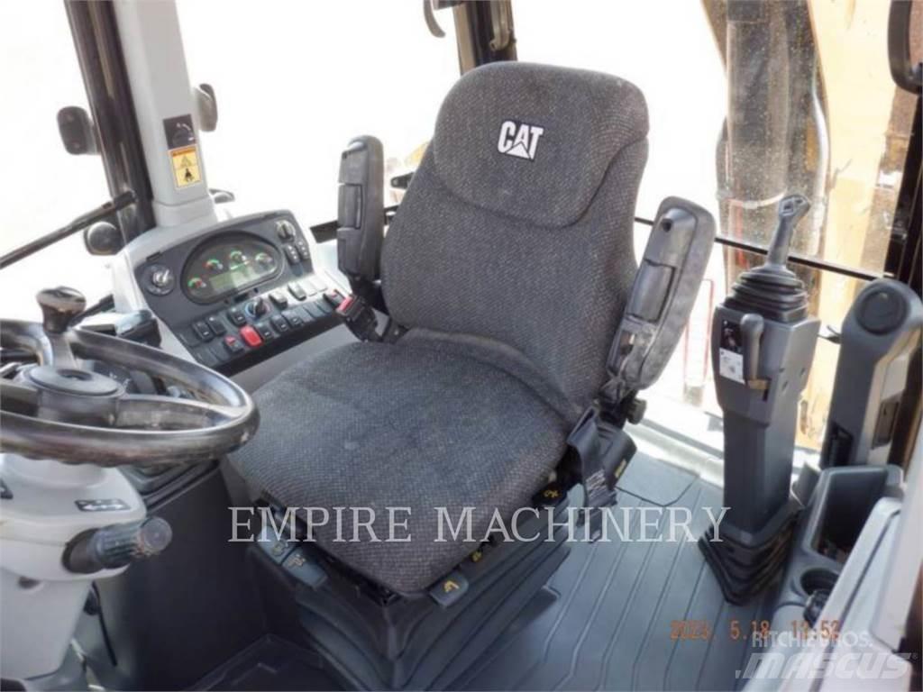 CAT 420F2 4ECP Graaf-laadcombinaties