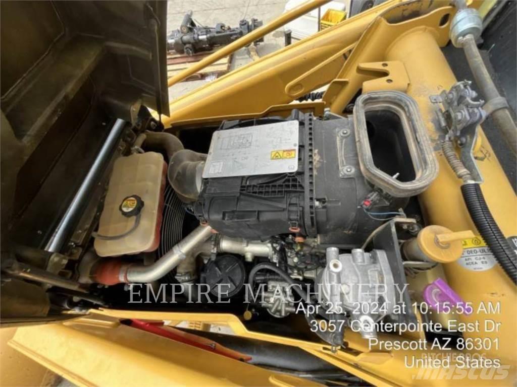CAT 420F2 4EO Graaf-laadcombinaties