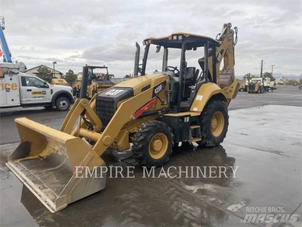 CAT 420F2 4EO Graaf-laadcombinaties