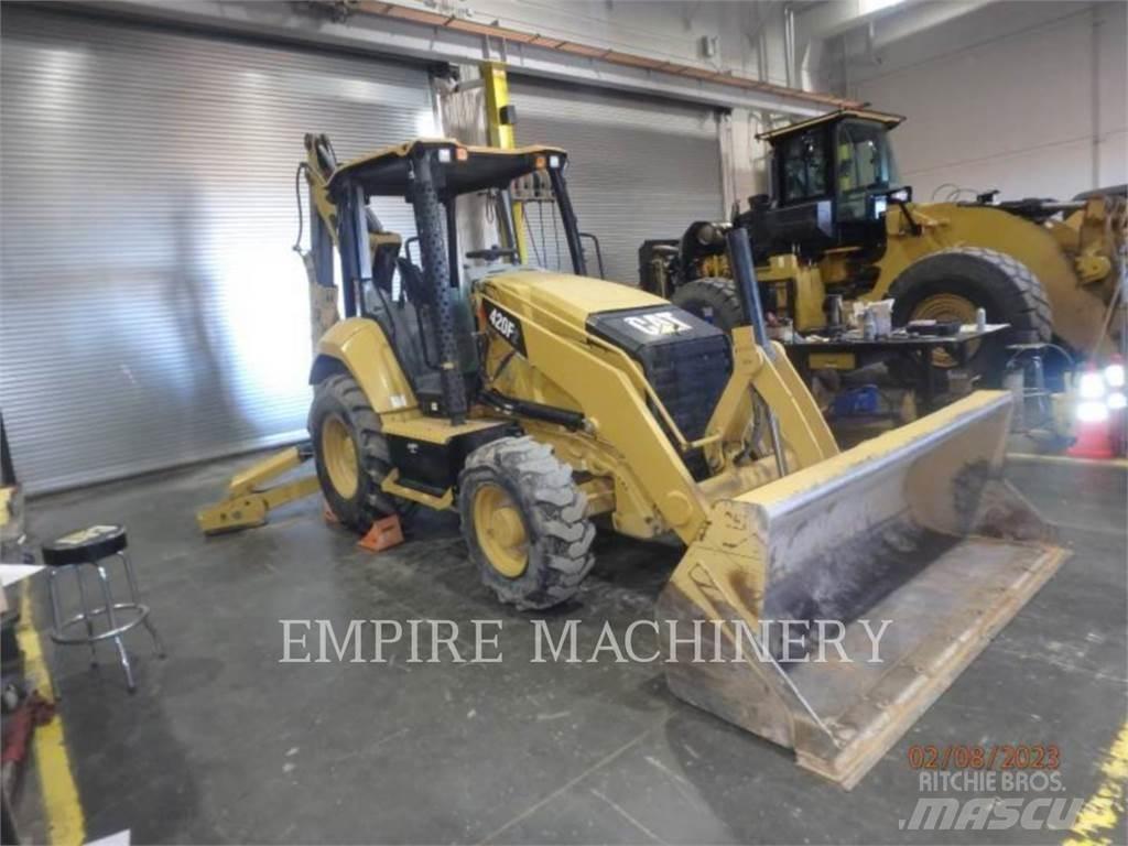 CAT 420F2 4EO Graaf-laadcombinaties
