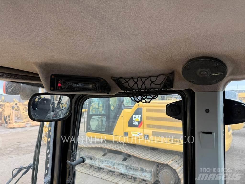 CAT 420F2 4WDE Graaf-laadcombinaties
