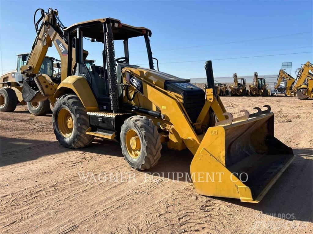 CAT 420F2 4WDE Graaf-laadcombinaties