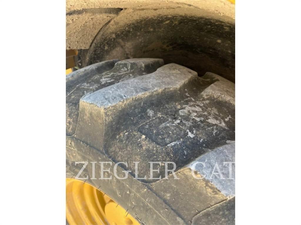 CAT 420F2IT Graaf-laadcombinaties