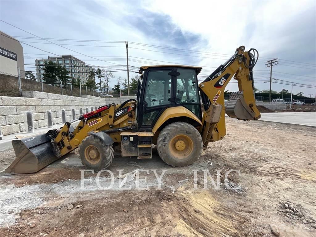 CAT 420F2IT Graaf-laadcombinaties
