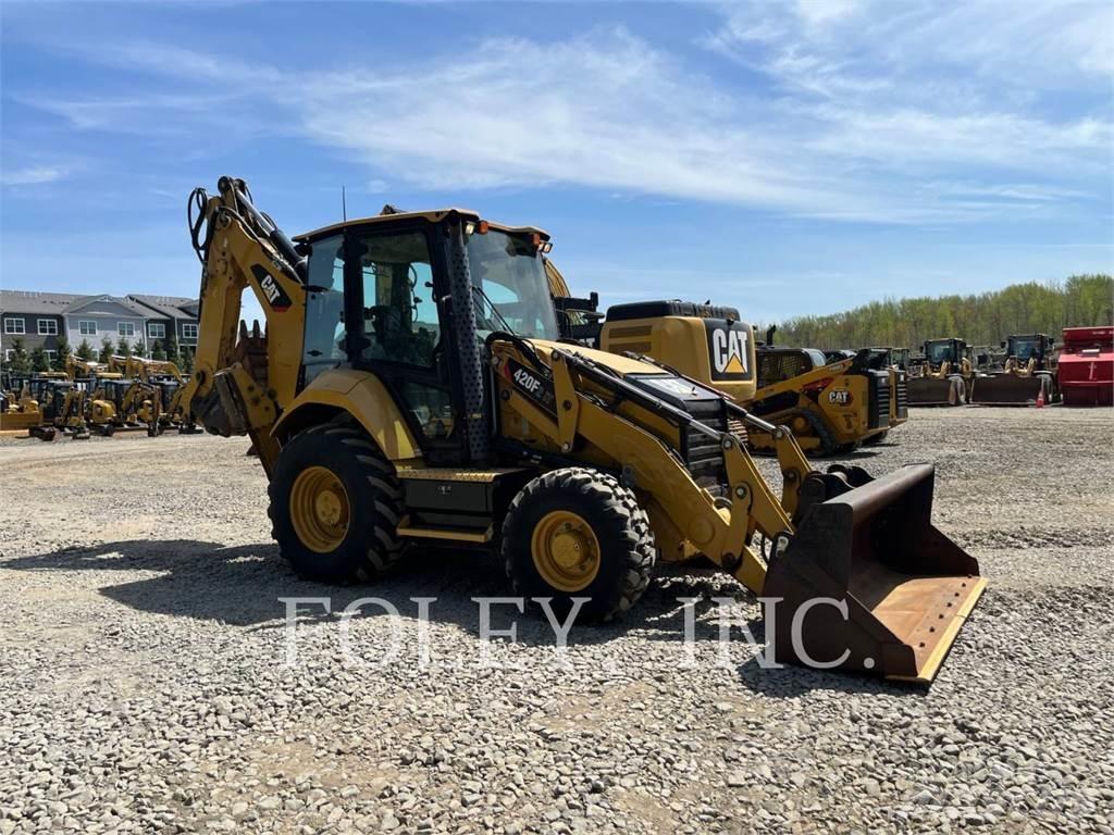 CAT 420F2IT Graaf-laadcombinaties