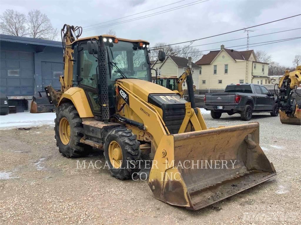 CAT 420F2ST Graaf-laadcombinaties