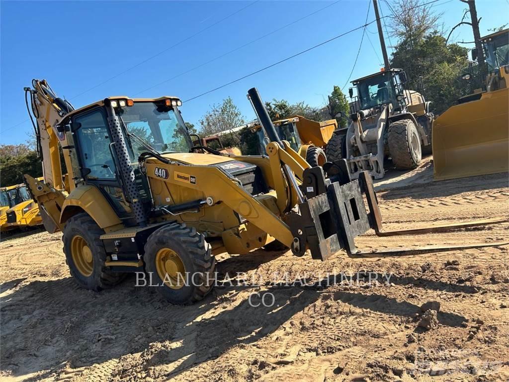 CAT 440 Graaf-laadcombinaties
