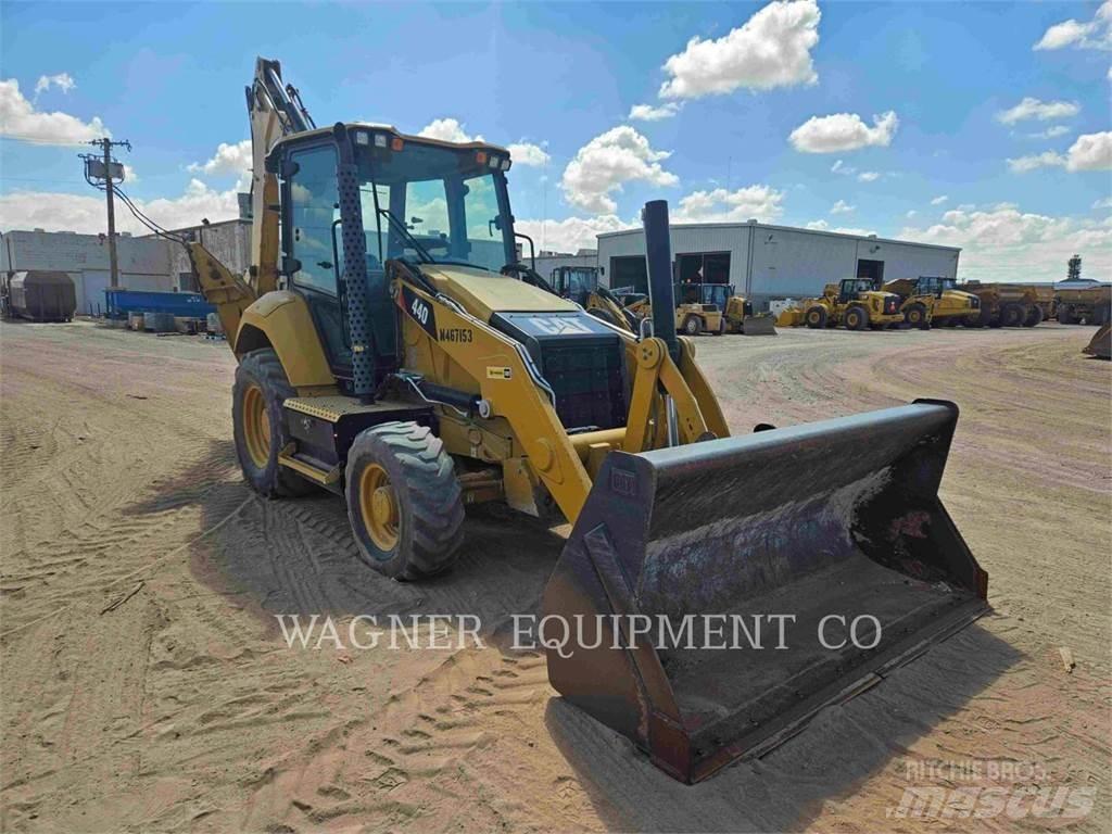 CAT 440 Graaf-laadcombinaties