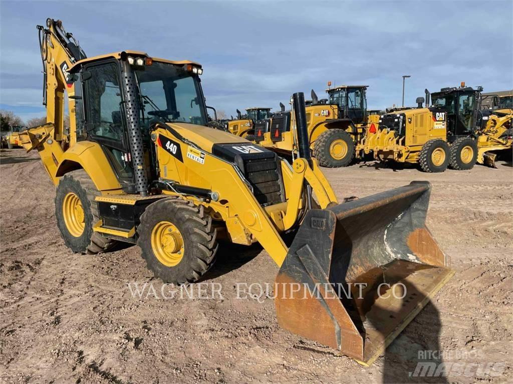 CAT 440 Graaf-laadcombinaties