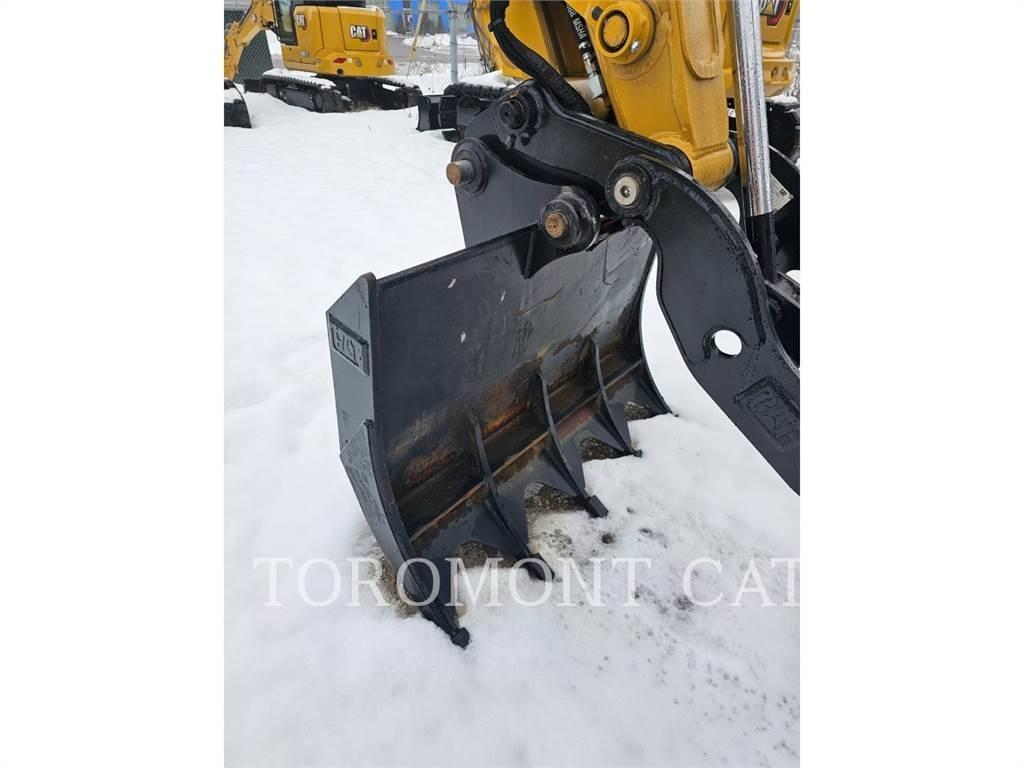 CAT 48.IN.RAKE.BUCKET Bakken